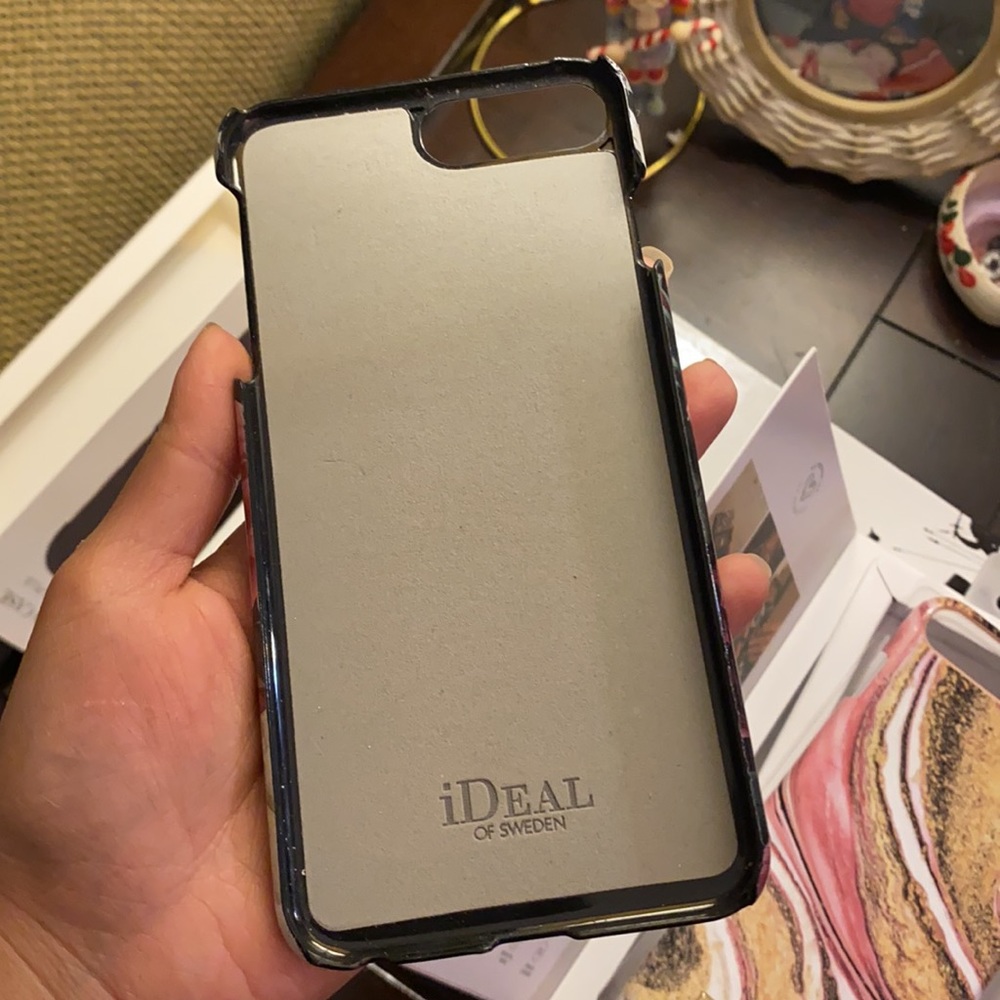 Iphone 7 Plus Case - image 7